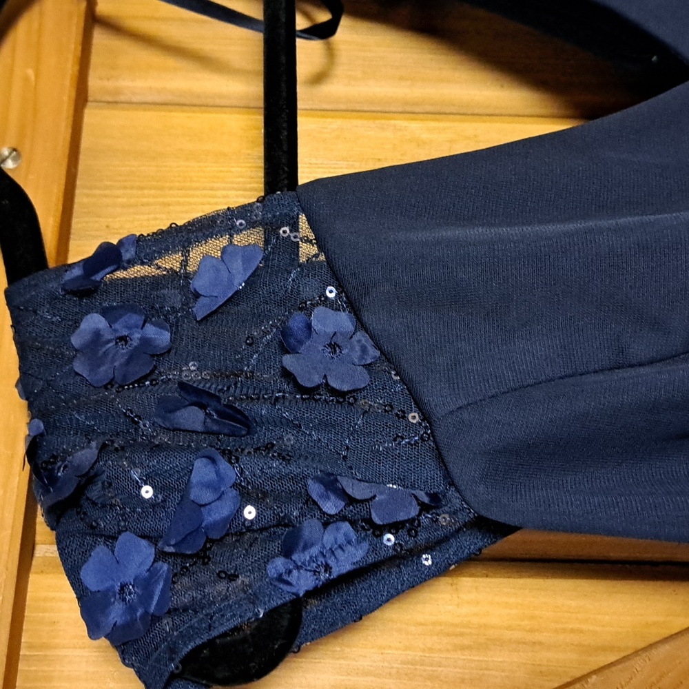 DJ-JAZ 14 party dress, prom, christmas.  Navy ptp 20 " length  39" - Picture 2 of 12